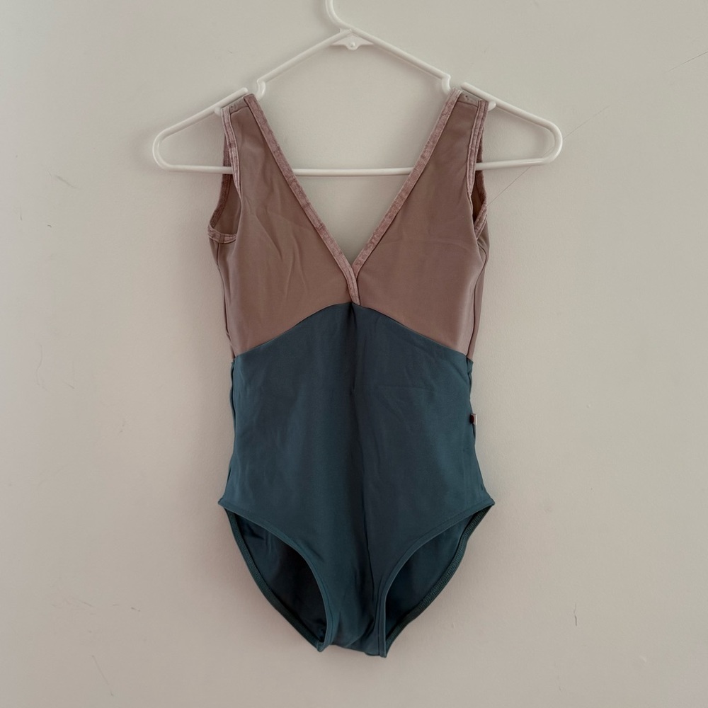 SOLD!! Yumiko Leotard Alicia